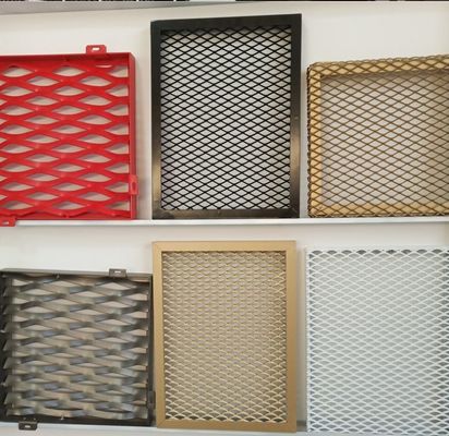 Aanpasbare buitenwandbekleding met modern ontwerp Stretch Mesh Aluminium veneer